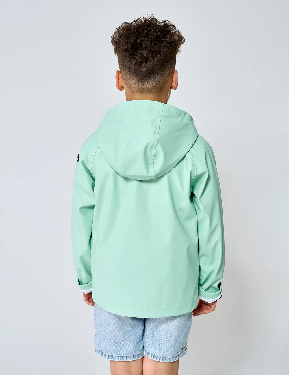 C3142_Bird-Egg-Green-05_1296x